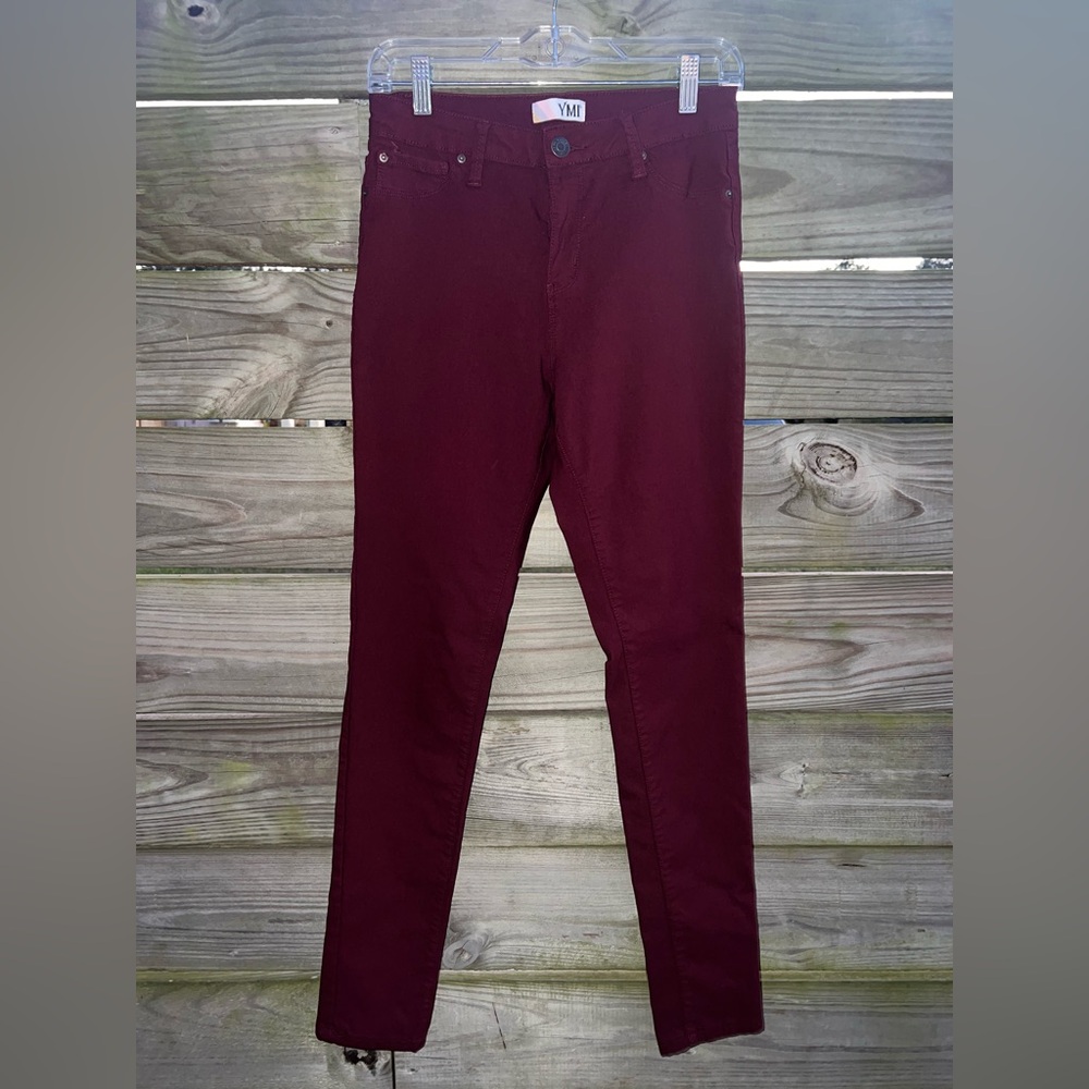 YMI skinny Jeans in Burgundy  Size Large